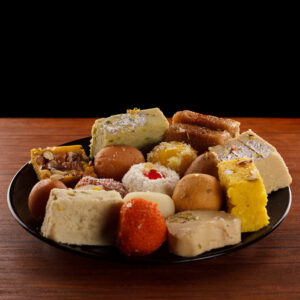 5kg Mix Mithai/ Sweets Basket - Rehmat e Shereen